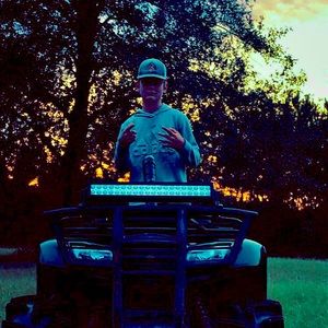 Meet your Posher, Cameron